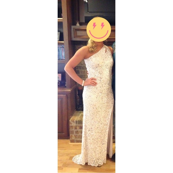 Mac Duggal White Sequin One-Shoulder Gown - Picture 2 of 5